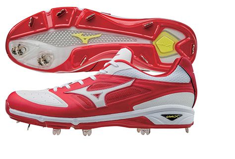 Mizuno Mens Dominant IC Low Metal Cleats