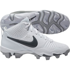 boys size 3 baseball cleats