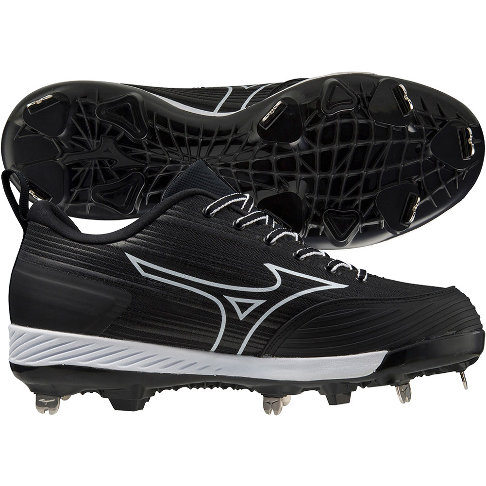 Mizuno Womens Sweep 6 Low Metal Fastpitch Softball Cleat Black/White Medium 10, Size: 10 Medium US